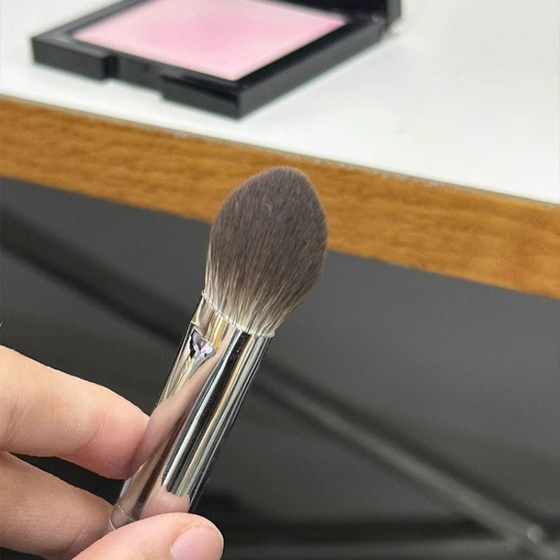 Peekingoose - Peach Heart Blush & Powder Brush Set - Hypoallergenic Nylon Bristles, Wooden Handle, Perfect For All Skin Types - Choose 1 Or 3 Pcs