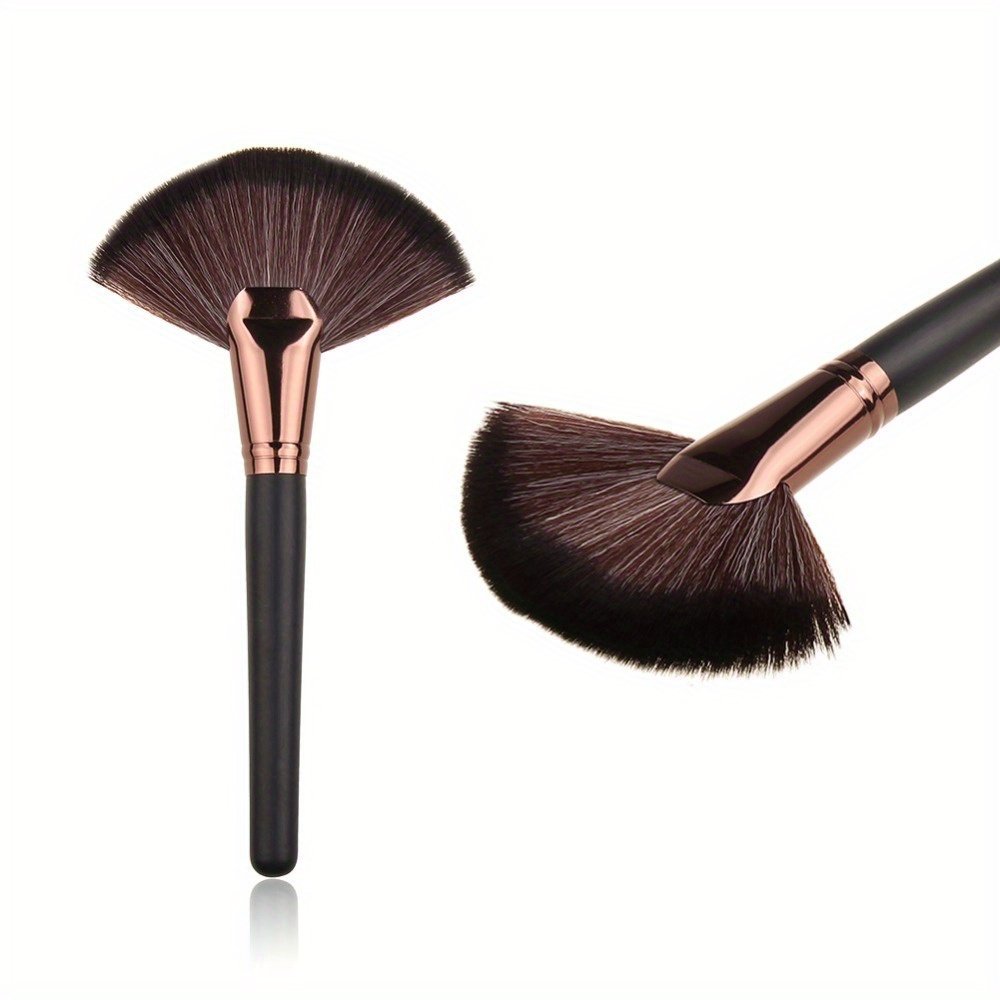 Fan-shaped Powder Finishing Brush black and golden handle