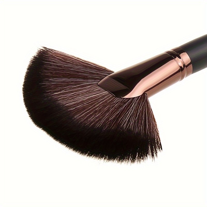 High-quality synthetic bristles fan-shaped brush