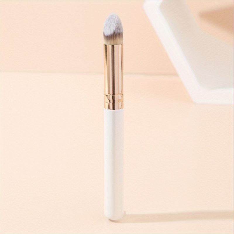 Peekingoose - Precision Angled Concealer Brush