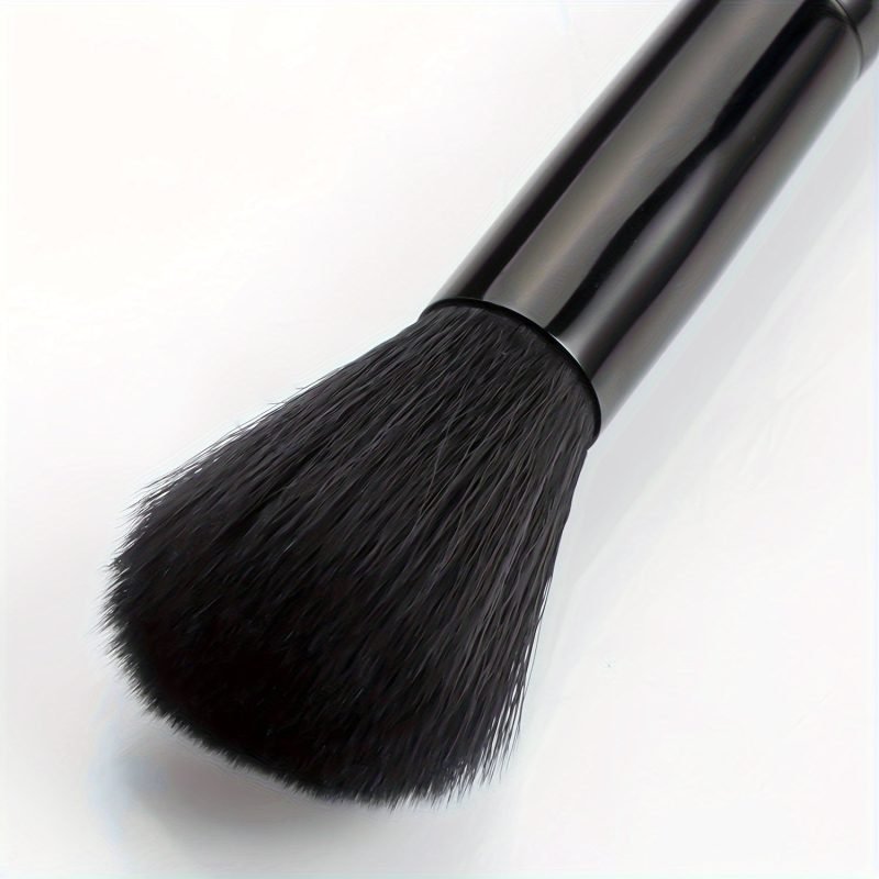 Peekingoose - Wooden Handle Nylon Bristle Blush Brush - Soft, Gentle, Reusable