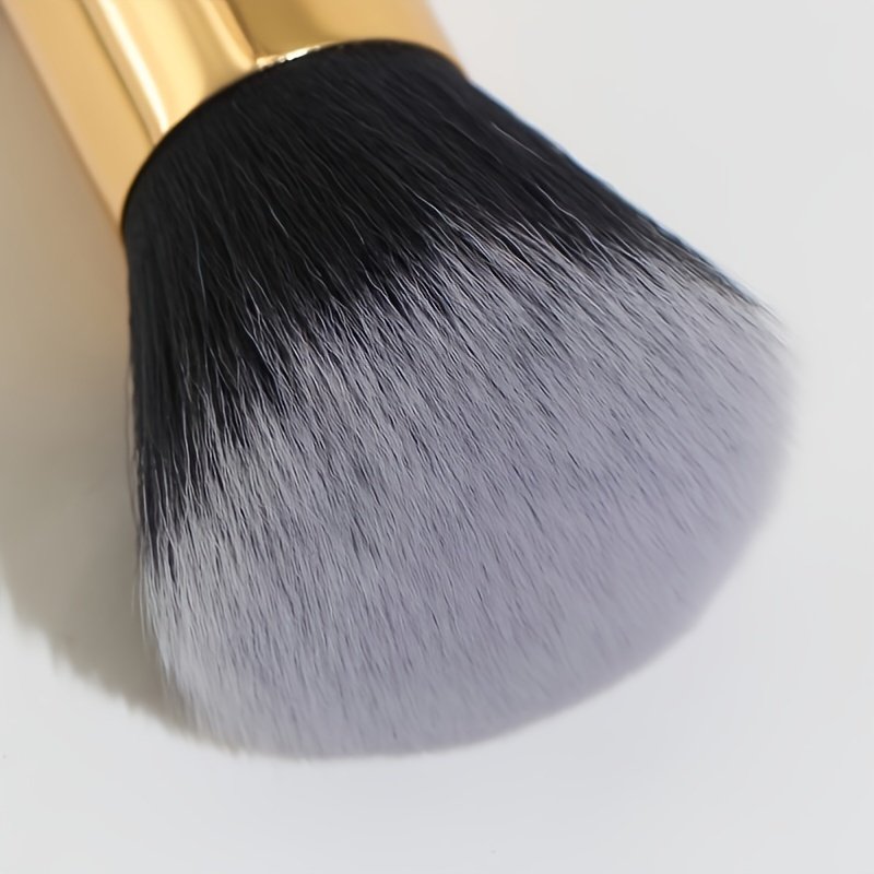 Multifunctional makeup tool with soft bristles
