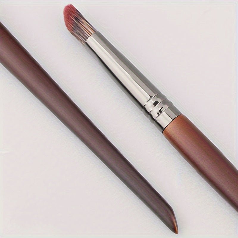 Peekingoose - Concealer Brush for Dark Circles & Acne Marks - Professional Makeup Tool