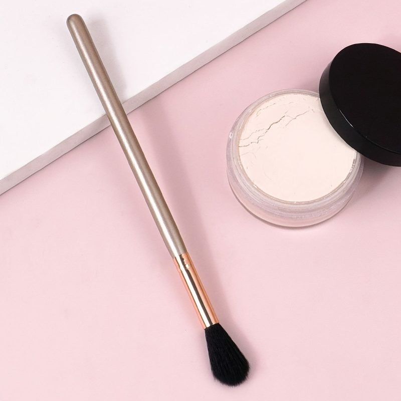 Peekingoose - Ultra Soft Tapered Highlighter Brush - Flawless Precision & Control