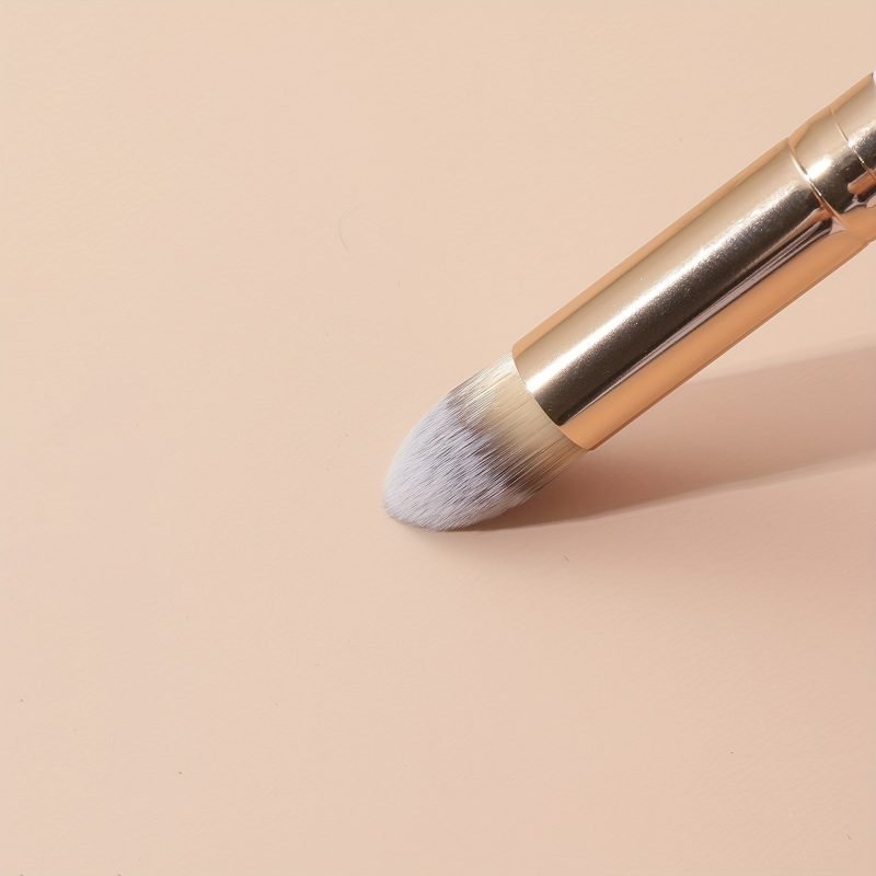 Peekingoose - Precision Angled Concealer Brush
