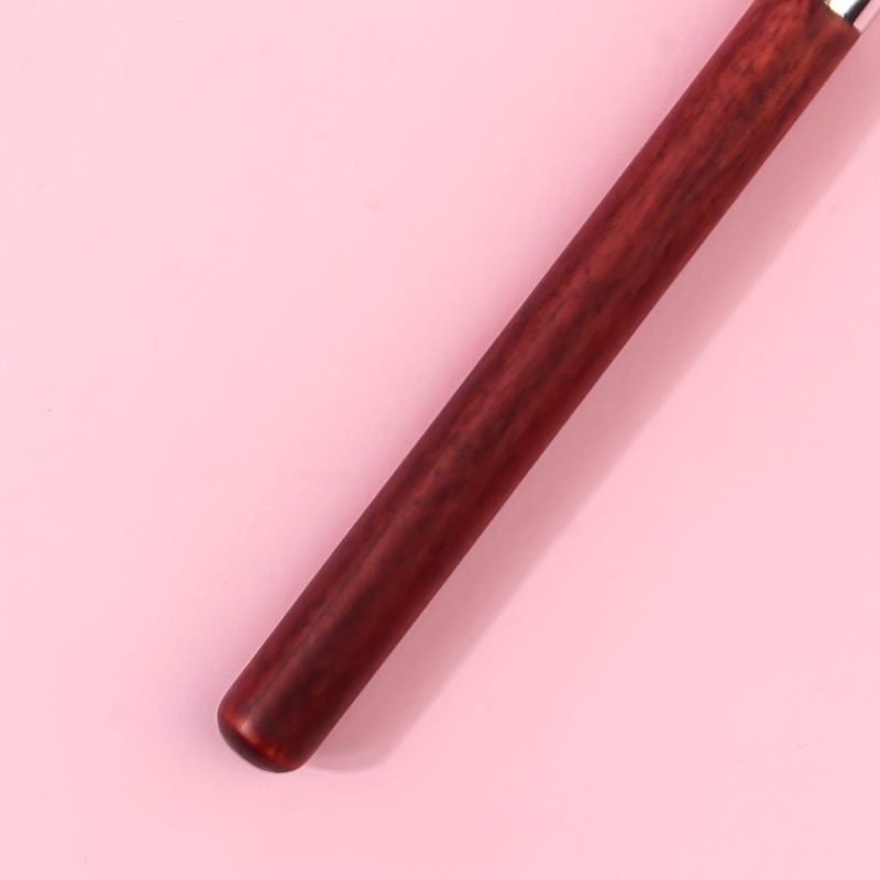 Peekingoose - Premium Nylon Bristle Highlighter Brush: Natural and Sheer Finish