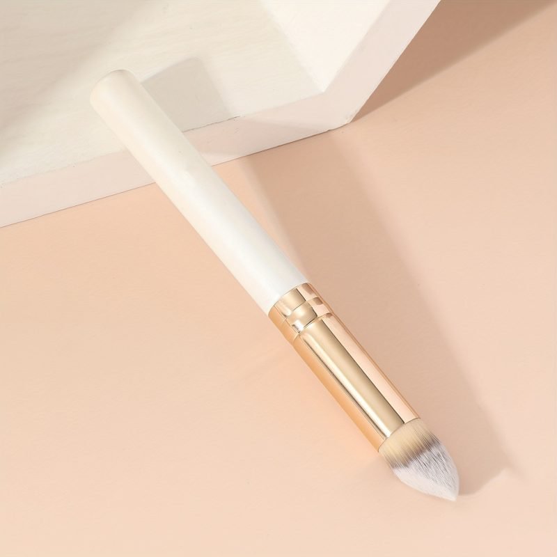 Peekingoose - Precision Angled Concealer Brush