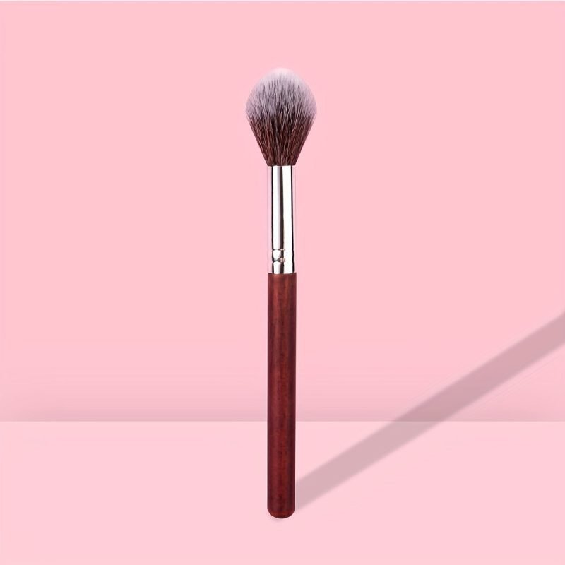 Peekingoose - Premium Nylon Bristle Highlighter Brush: Natural and Sheer Finish