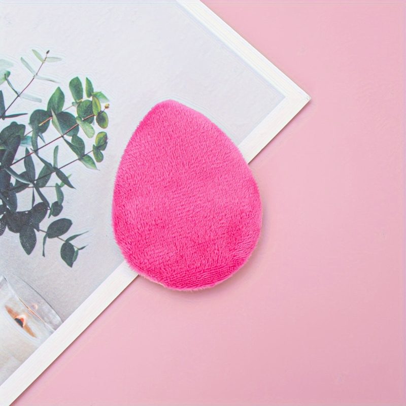 Peekingoose - 1pc Water Drop Shaped Powder Puff - Latex-Free, Double-Sided, for Flawless Face Makeup