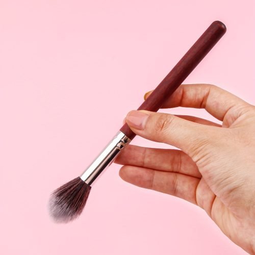 Peekingoose - Premium Nylon Bristle Highlighter Brush: Natural and Sheer Finish