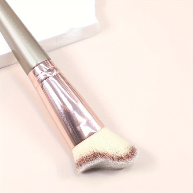 Peekingoose - Luxury Sculpting Series: Exclusive Angled Contour Brush